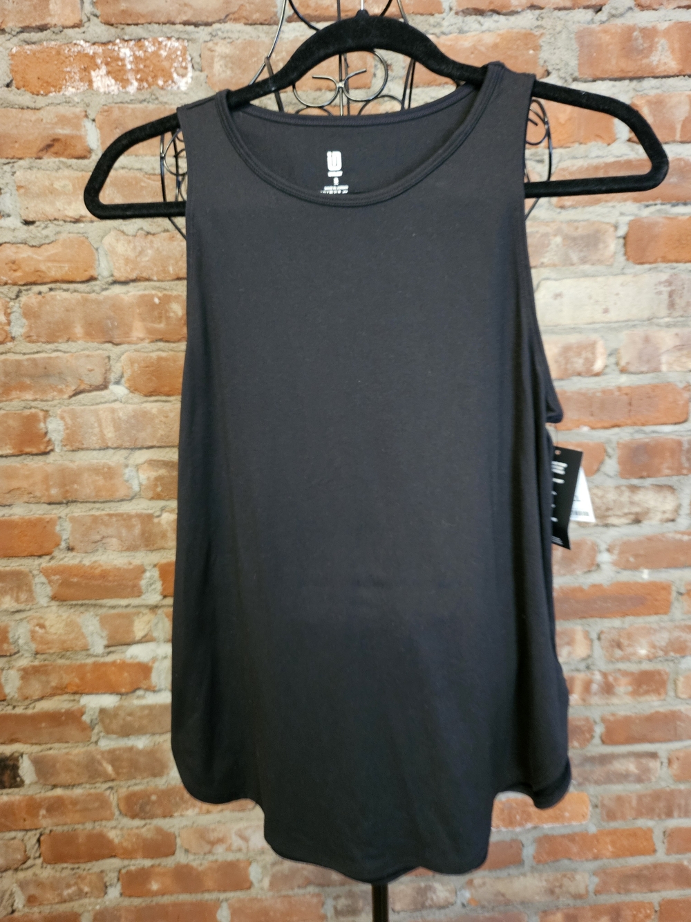 IDEOLOGY Black Sleeveless Tank Top - Small NWT